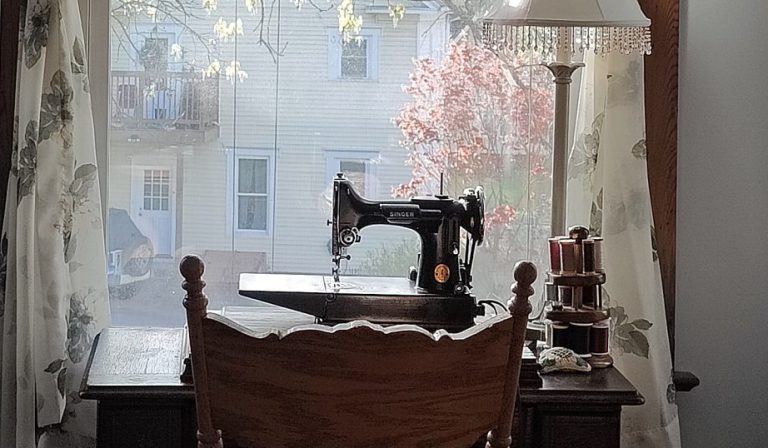 How to start sewing your own clothes!