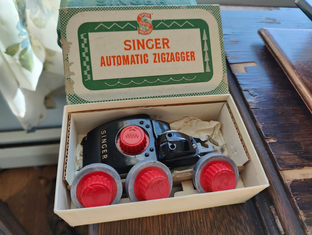zigzag attachment for the singer featherweight