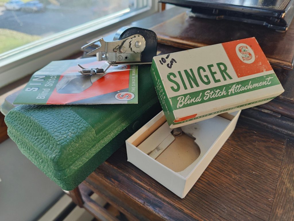 blind stitch attachment for the singer featherweight