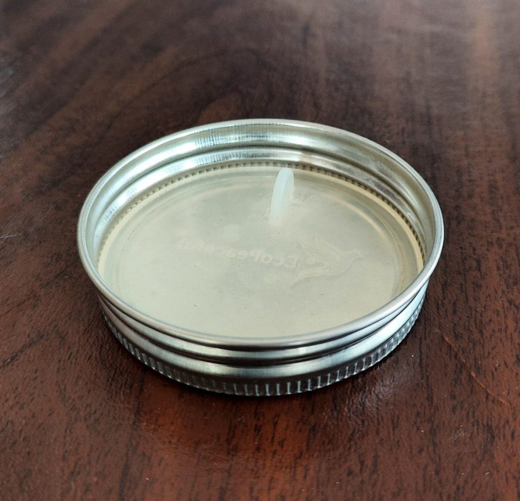 stainless top with 100% silicone gasket