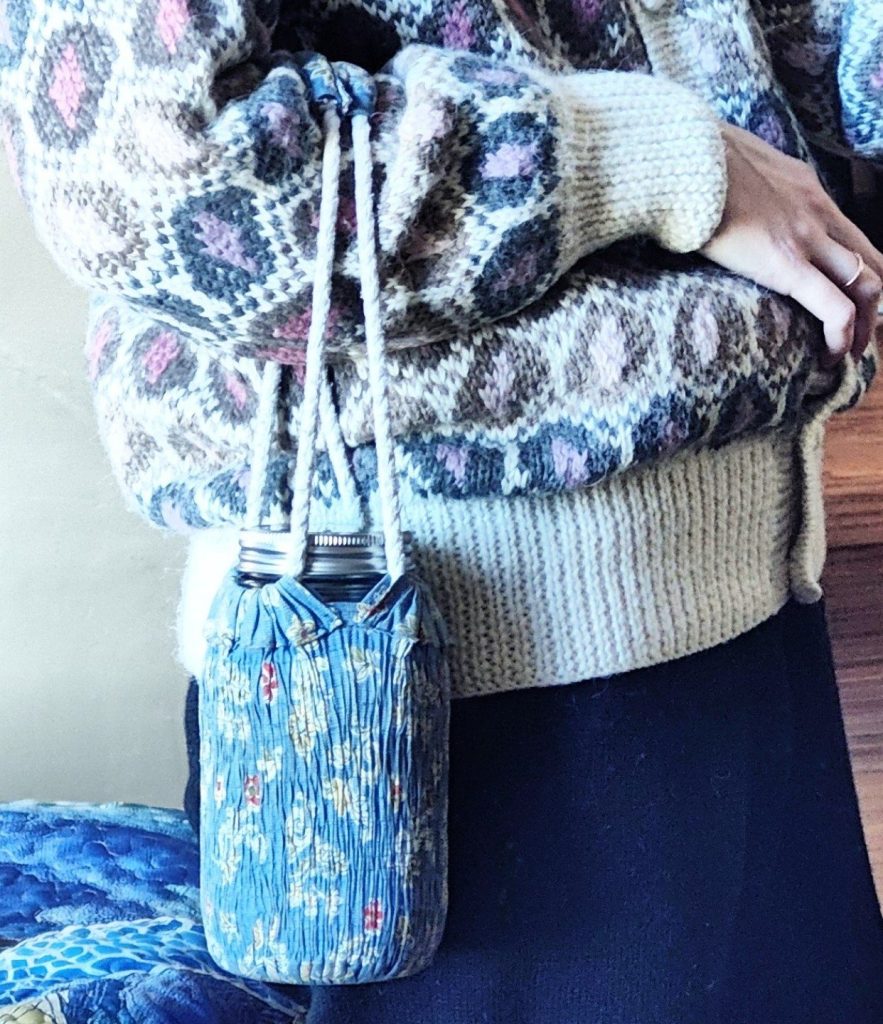 how I carry my jar to keep it from breaking