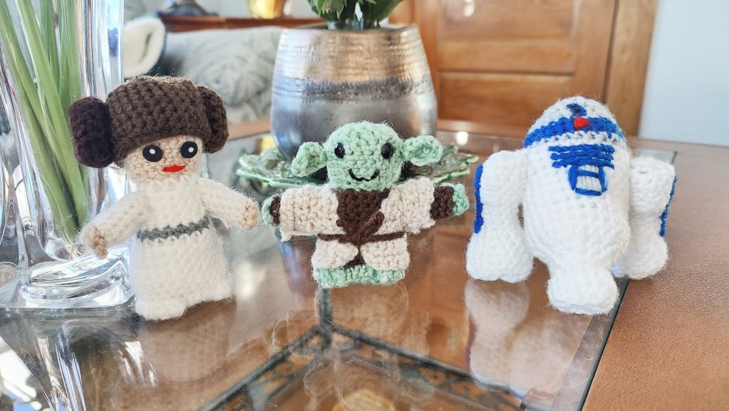 completed star wars amigurumi figures
